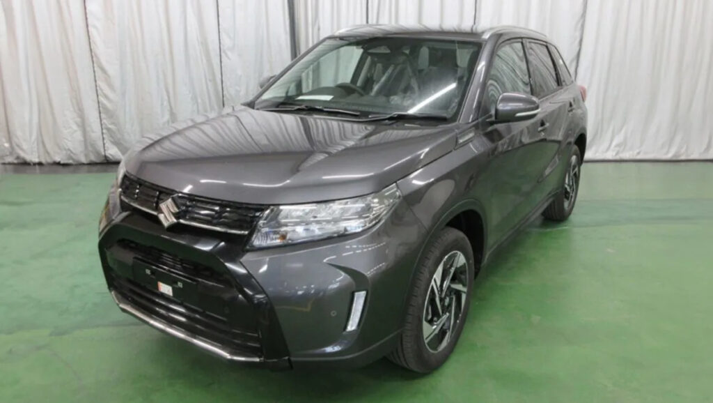 Suzuki Vitara 2025 1.5 Strong Hybrid: Alegerea Ideală pentru Drumuri Lungi și Urbane